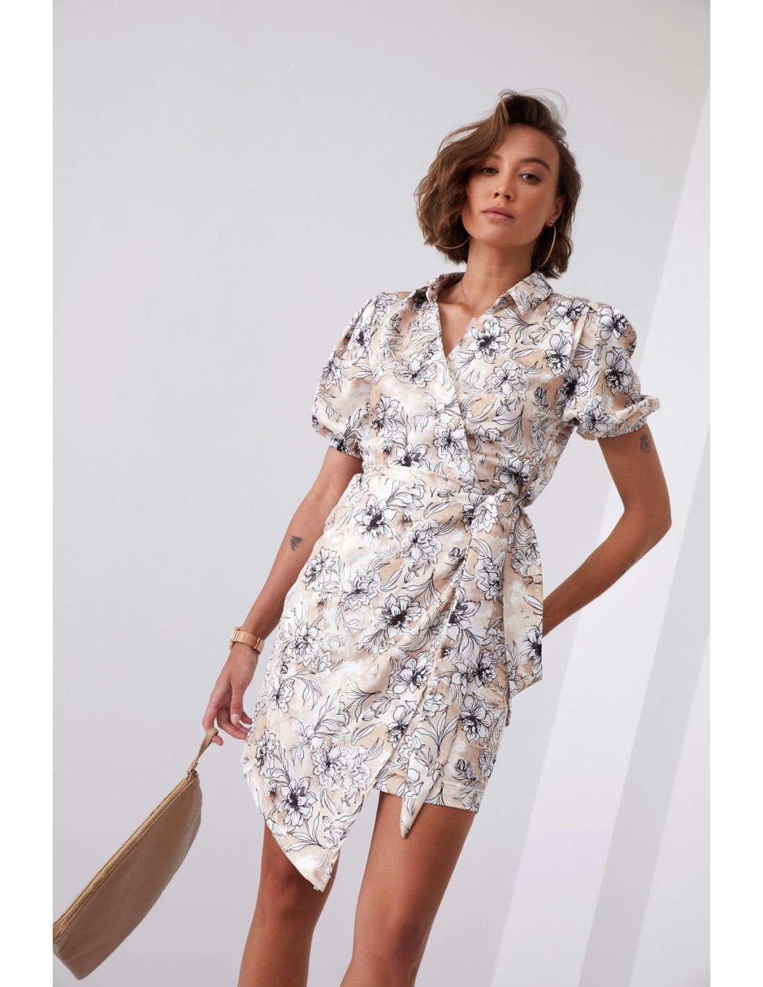 Rochie cu guler cu imprimeu floral, bej FG638 - Magazin online - Boutique